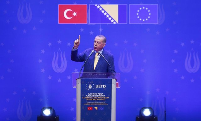 اردوغان به دنبال جلب آرای رأی‌دهندگان ترک در اروپا