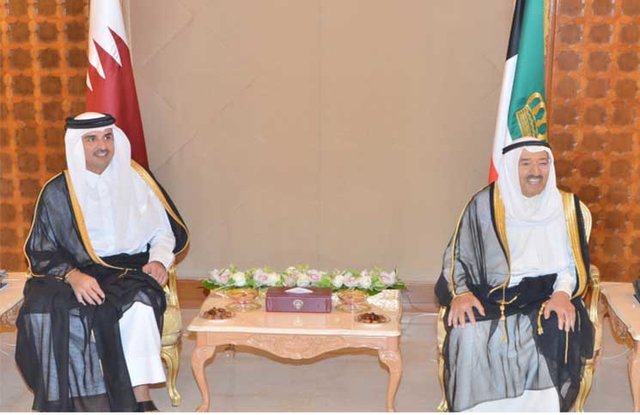 نشست رهبران قطر و کویت به امید حل اختلافات در شورای همکاری خلیج فارس