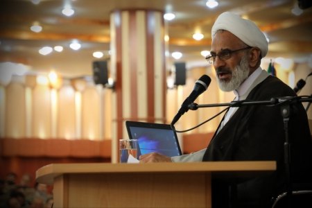 انقلاب اسلامی گفتمان مقاومت را زنده کرده است