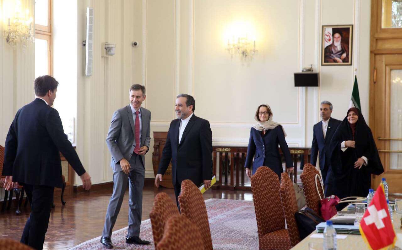 دیدار معاون وزیر امور خارجه سوئیس با عراقچی