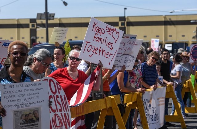 اعتراض اتحادیه آزادی‌های مدنی آمریکا به بازداشت خانواده‌های مهاجر