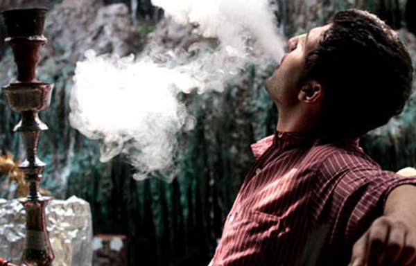 “قلیان” تهدید دخانیاتی قرن ۲۱ / افزایش شیوع مصرف در سنین بالای ۱۵ سال