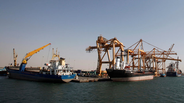 توقیف کشتی‌های حامل سوخت در الحدیده یمن