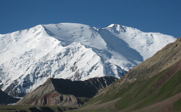 مرگ کوهنورد لرستانی پس از سقوط از ارتفاعات کوه گرین نهاوند