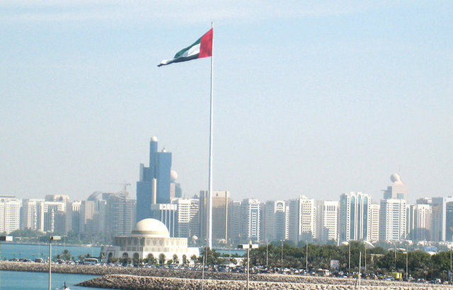 تحلیل‌گر آمریکایی: امارات، عربستان را در مقابله با قطر به بولداگ خود بدل کرده است