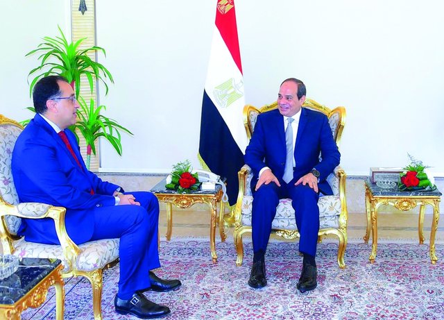 وزیر مسکن مصر مامور تشکیل کابینه جدید شد