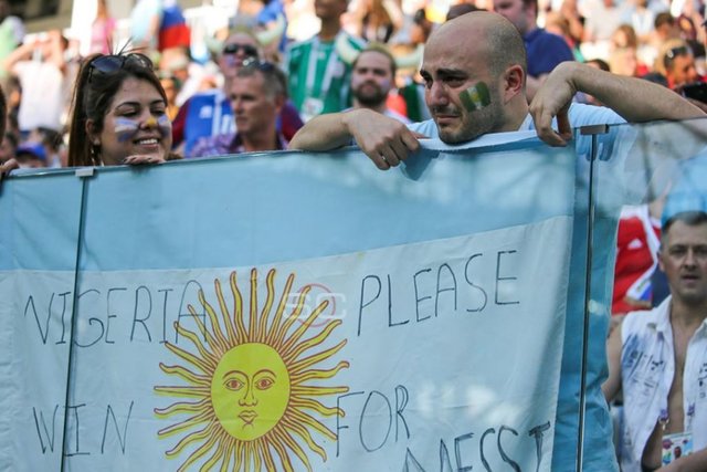 یک دقیقه سکوت آرژانتینی‌ها در تلویزیون به خاطر شکست تحقیرآمیز! + فیلم