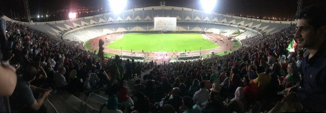 حضور ۲۵ هزار نفر در ورزشگاه آزادی برای تماشای خانوادگی دیدار ایران و پرتغال