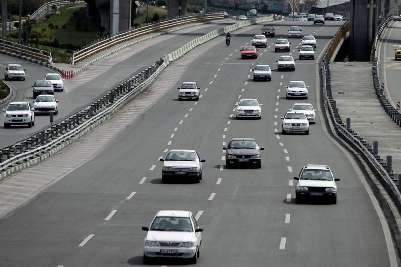 تردد های جاده ای نسبت به دیروز ۲۲٫۵ درصد افزایش یافت