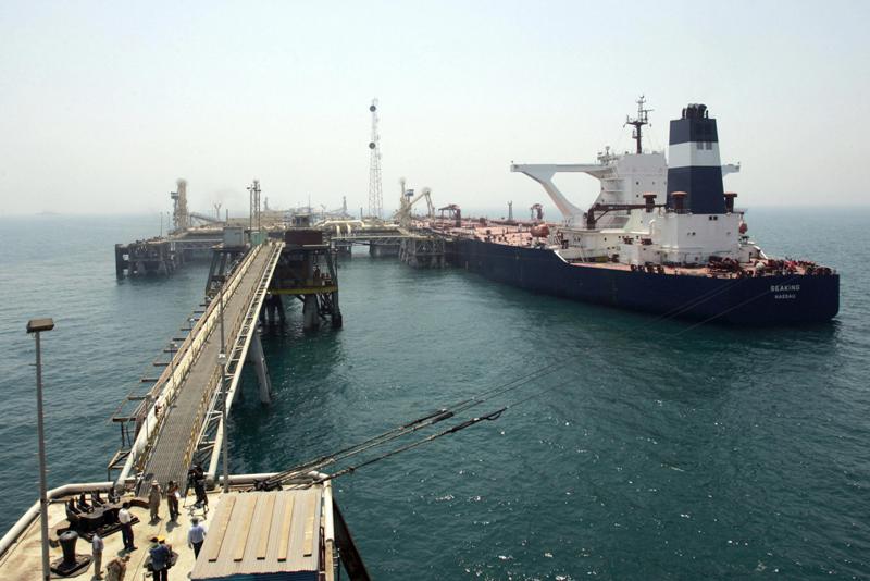 ۷۰۰هزار بشکه به ظرفیت صادرات نفت خارک اضافه می شود
