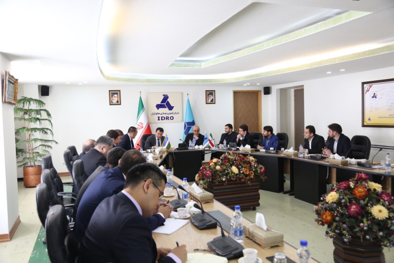 ایران و ازبکستان در زمینه انرژی و صنایع نوین همکاری می کنند