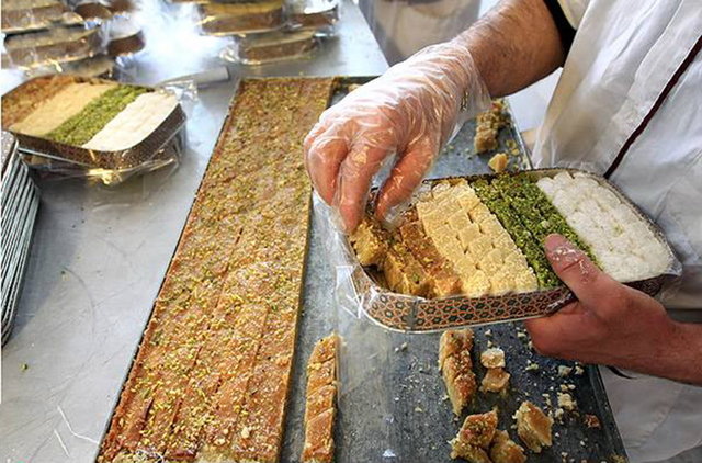 زائران حج تمتع سوغاتی های ایرانی خریداری کنند
