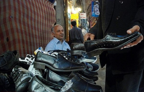 بازار بی‌رمق کفش در مشهد