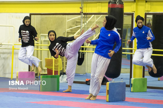 برگزاری اردوی تیم ملی کاراته امید دختران در سنندج