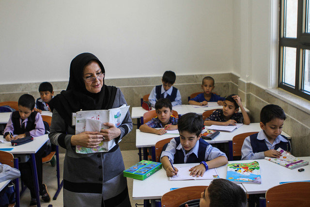 کمبود ۷ هزار معلم در خوزستان/ اختصاص ۳۵۲ هزار ساعت حق‌التدریس به آموزش و پرورش استان