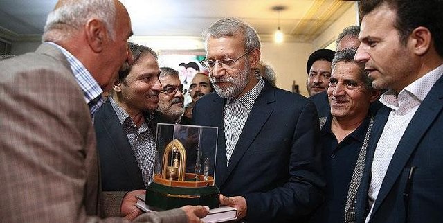 تاکید رییس مجلس بر رفع موانع بیمه مرشدان ورزش زورخانه‌ای