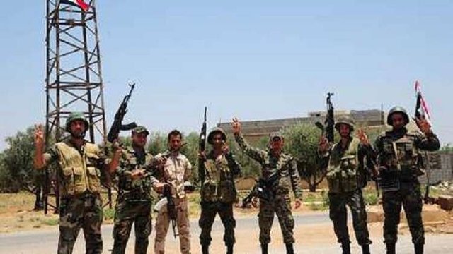 شورشیان مسلح درعا را به ارتش سوریه تحویل دادند