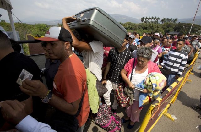 وعده کمک جدید ۶ میلیون دلاری آمریکا برای مهاجران ونزوئلایی