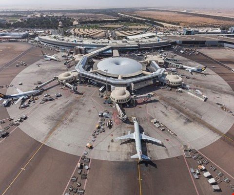انصارالله یمن با پهپاد فرودگاه ابوظبی را هدف قرار داد