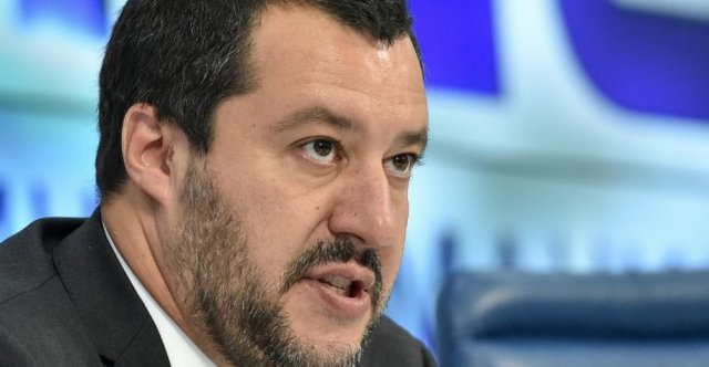 ایتالیا: انگلیس در مذاکرات بریگزیت مواضع سخت‌گیرانه‌تری اتخاذ کند