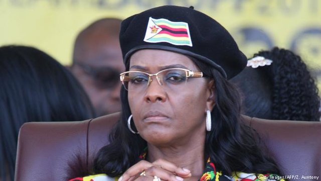 رای دادگاه آفریقای جنوبی برای استرداد گریس موگابه