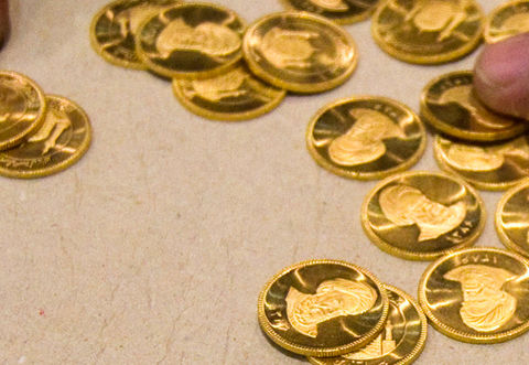 آغاز تحویل سکه‌های پیش‌فروش شش ماهه در شعب بانک ملی