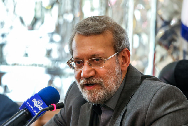 لاریجانی: مجلس قبل دست تندروها نبود