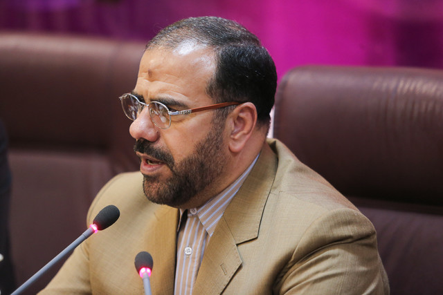 امیری: وزیر کار آماده پاسخگویی به دغدغه‌های نمایندگان است
