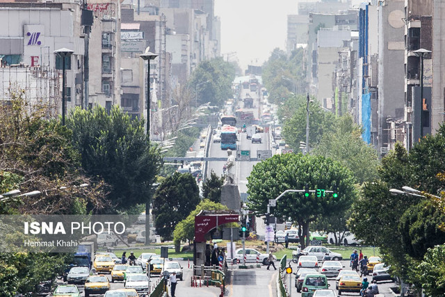 کاهش نسبی دما در تهران/ افزایش موقتی غلظت ذرات معلق
