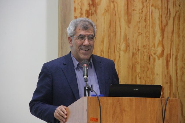 فتوحی، رییس دانشگاه شریف