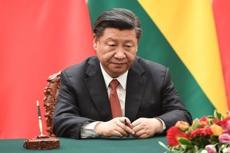 رئیس جمهوری چین گرفتار چالش‌های سیاسی و اقتصادی