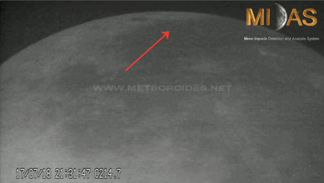 برخورد دو شهاب‌سنگ با ماه را ببینید+تصویر