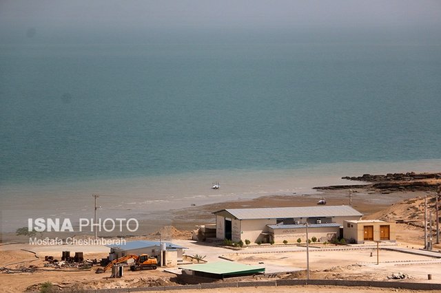 شیرین سازی آب؛ اصلی‌ترین راهبرد تأمین آب هرمزگان‌