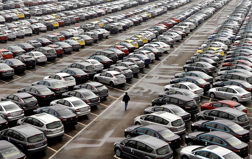 روز سه شنبه پیش فروش ۵۳ هزار محصول ایران خودرو آغاز می شود