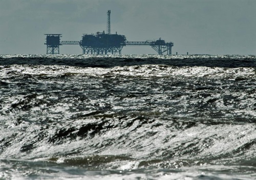 ۱۹ درصد تولید نفت آمریکا در خلیج مکزیک متوقف شد