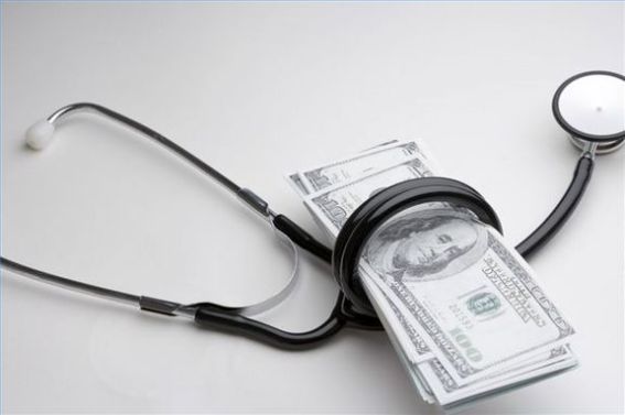 مالیات پزشکان ۷۲۰۰ میلیارد تومان است
