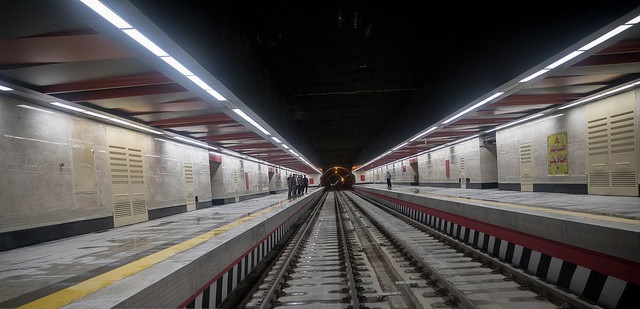 آمادگی متروی تهران برای خدمت رسانی به شرکت کنندگان مراسم ۱۲ بهمن در حرم امام