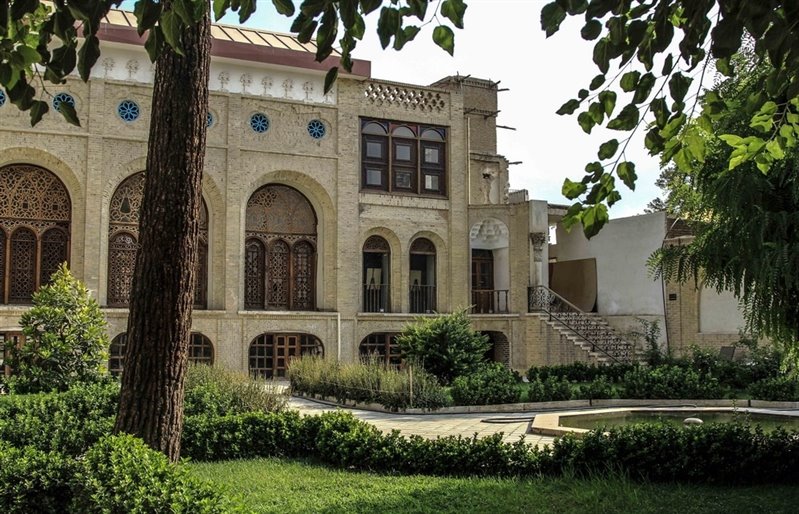 واگذاری دو باغ در جنوب و شمال تهران به شهرداری