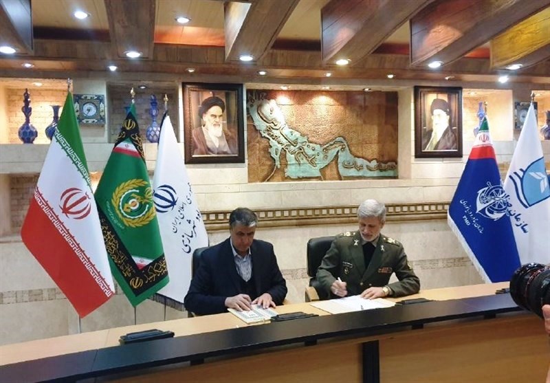 قرارداد ساخت ۴۴ فروند شناور بین وزارتخانه های راه و دفاع امضا شد