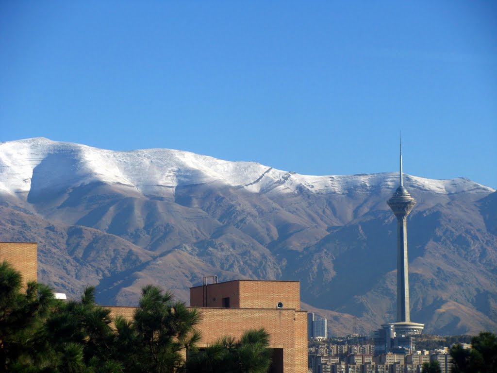 تهرانی‌ها در دومین روز از بهار هوای پاک تنفس می‌کنند