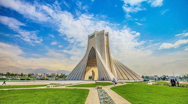 برج آزادی تهران: بازدید از اولین نماد شهری تهران با ۳۳درصد تخفیف