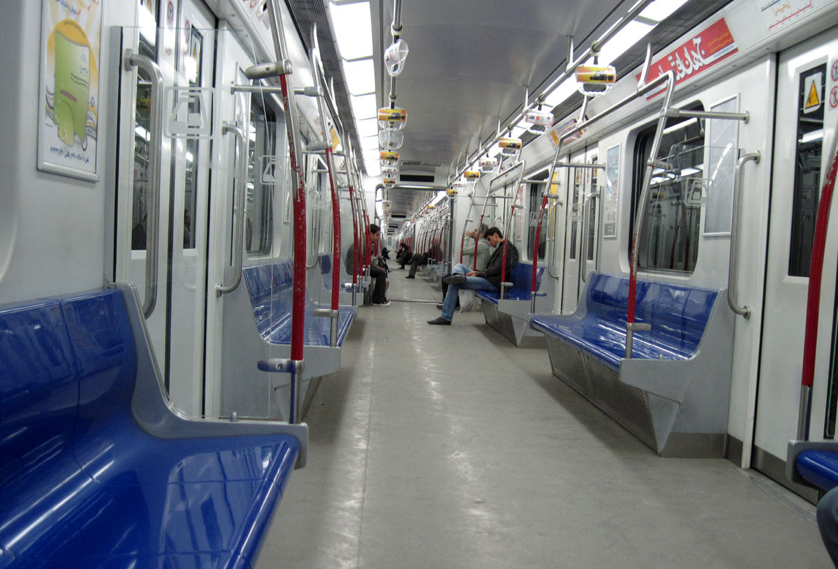 هراس شهروندان تهرانی برای استفاده از خط ۶ مترو به‌دلیل عدم وجود ایمنی
