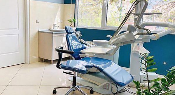 مطب ددندانپزشکی کتر طلیعه بازرگان ویژه خدمات دندانپزشکی تا ۸۵درصد تخفیف