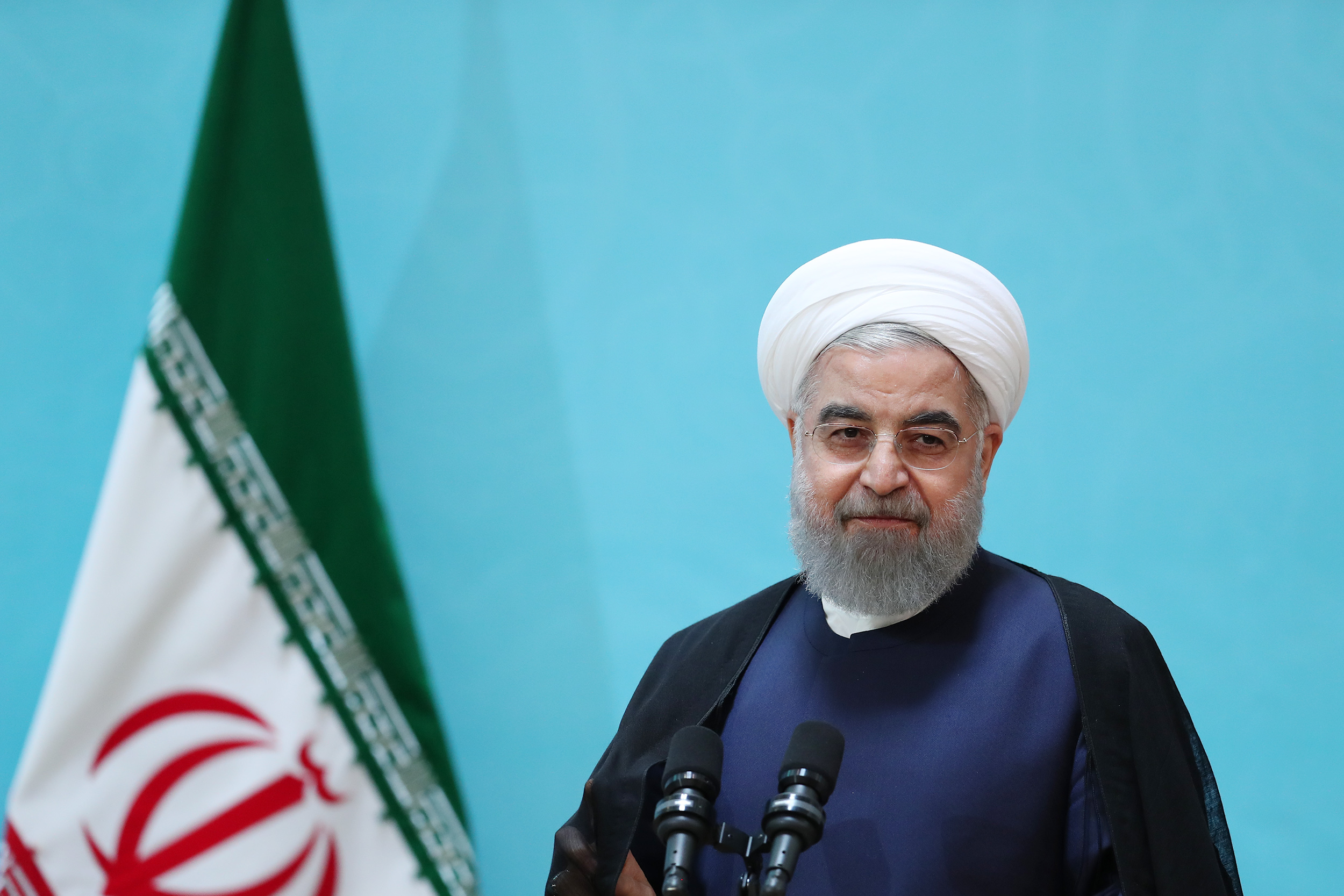 روحانی: افتتاح طرح‌های بزرگ، پاسخ به کسانی است که خیال می کنند ملت ایران با فشار، سر خم می‌کند