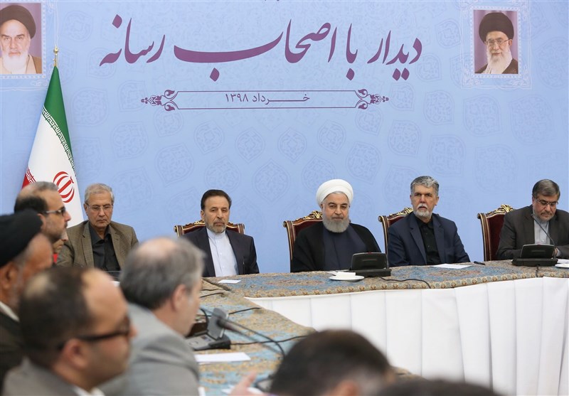 روحانی: قطعاً از رنج و مشکلات مردم خبر دارم