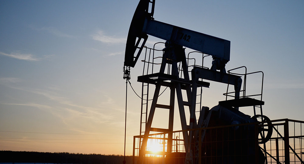 قیمت نفت با کاهش شدید ذخایر نفت آمریکا به محدوده ۷۰ دلار برگشت