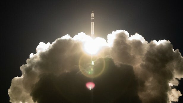ارسال چندین ماهواره برای ارتش آمریکا توسط “راکت لب”