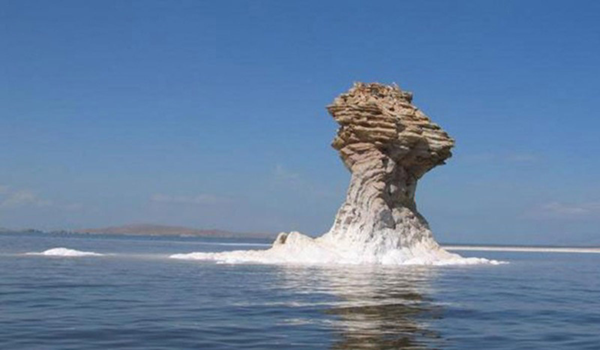 ‌تراز فعلی دریاچه ارومیه بیش از ۲ متر با تراز اکولوژیک فاصله دارد