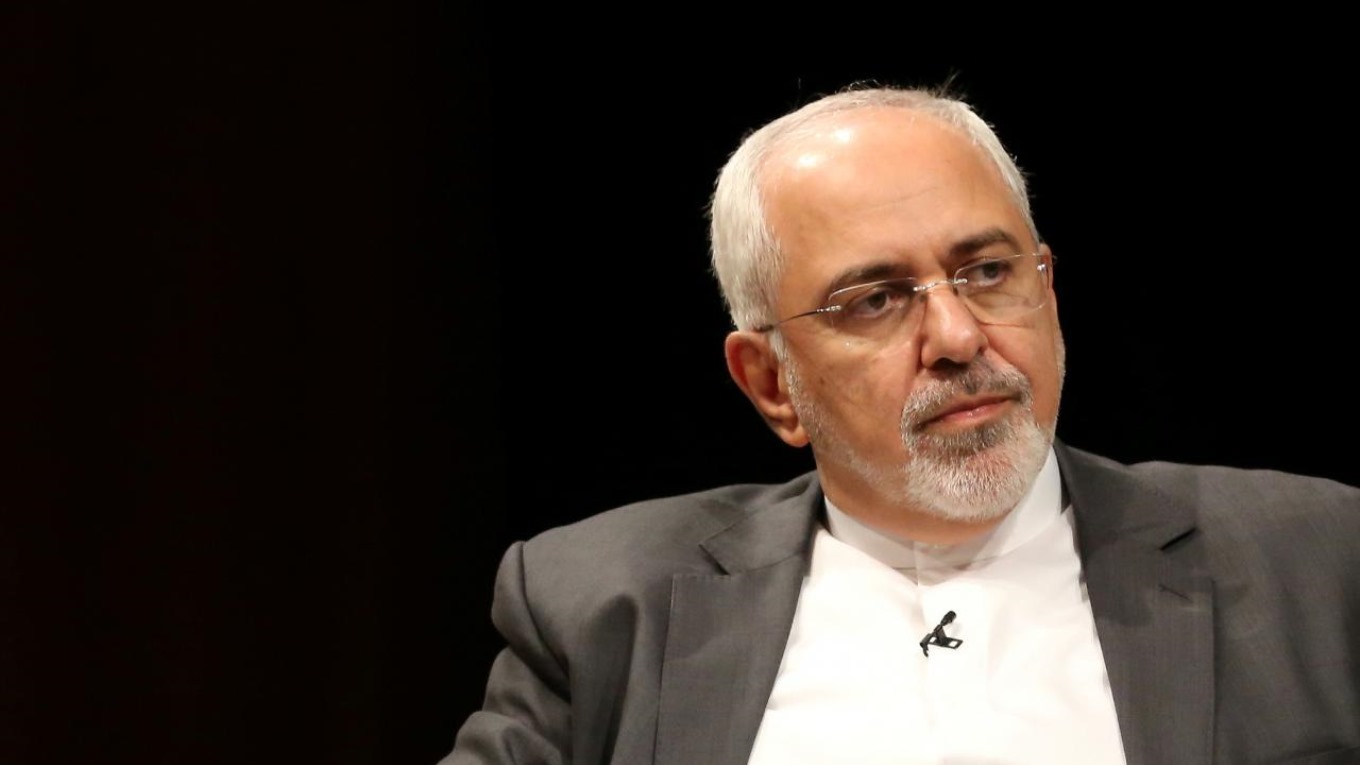 واکنش ظریف به ادعای برایان هوک مبنی بر فتوشاپ بودن توان موشکی ایران
