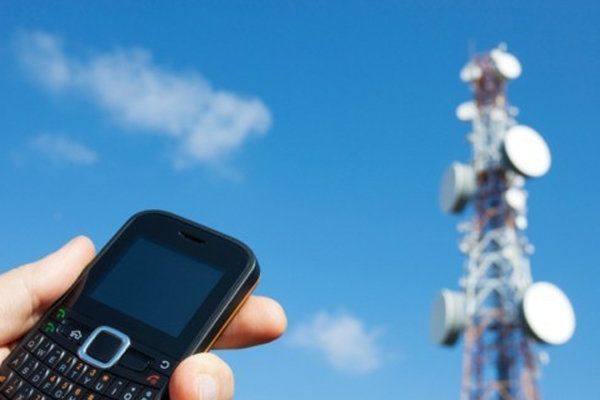 برنامه ویژه‌ وزارت ارتباطات برای ۵۰۰ روستای محروم از پوشش تلفن همراه